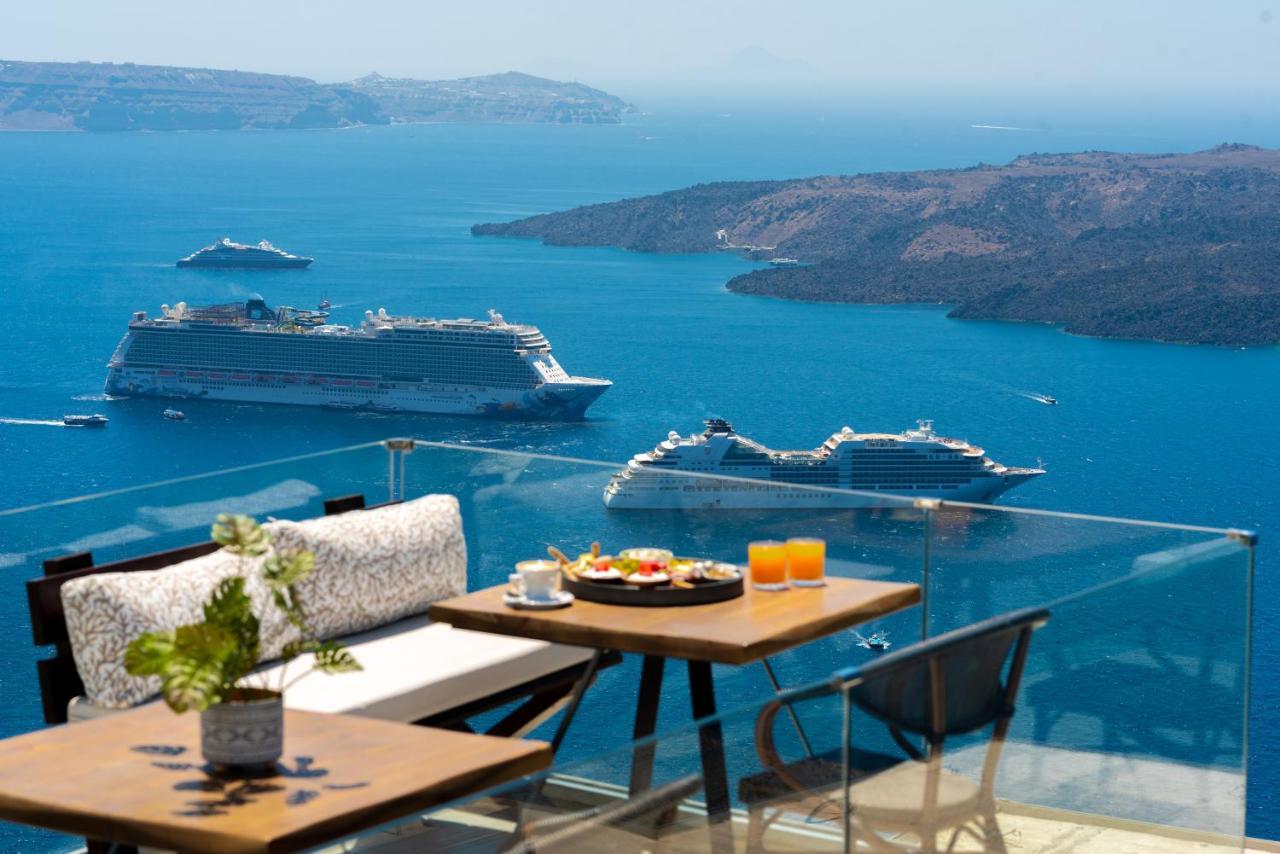 Daydream Luxury Suites Fira  Exterior photo