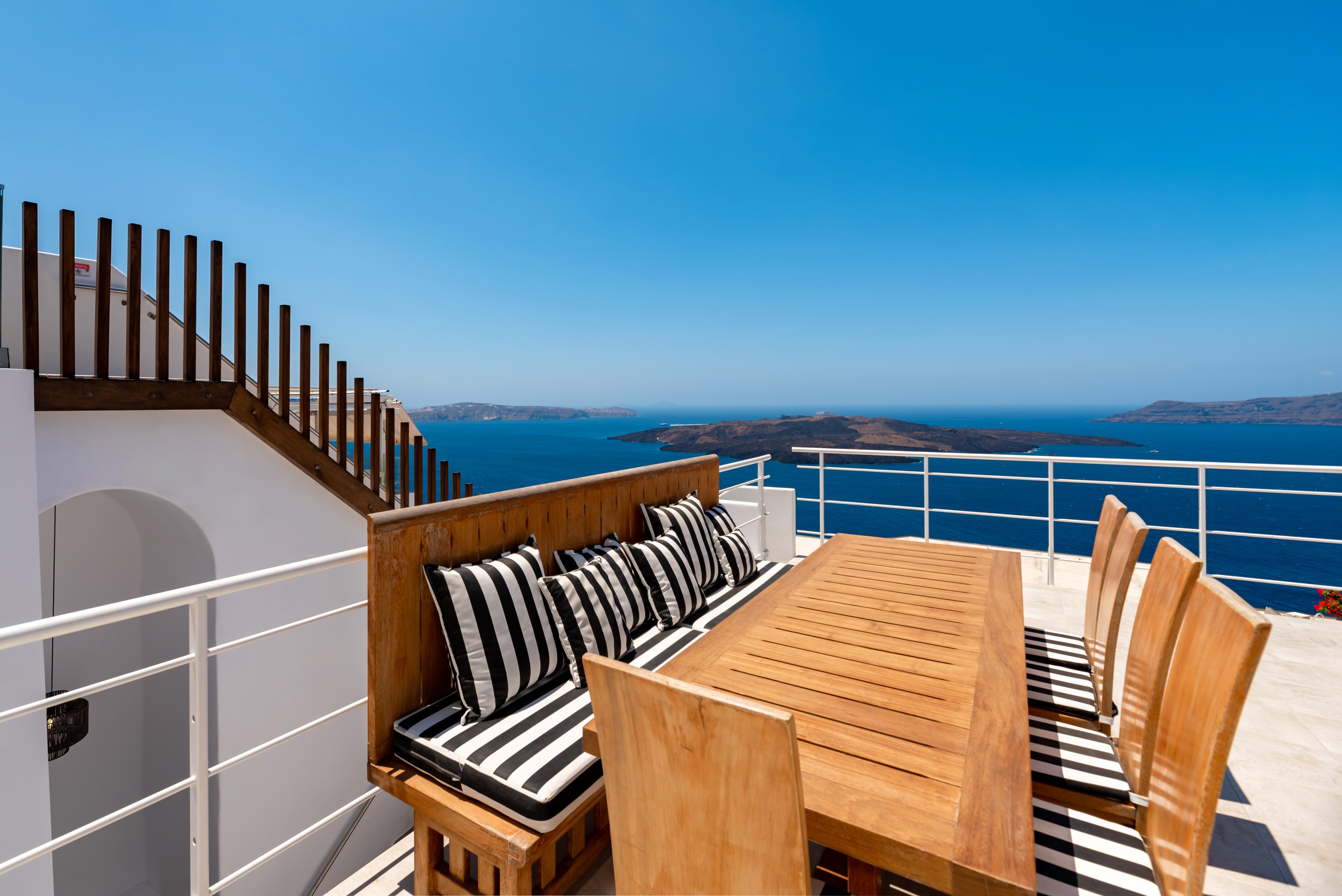 Daydream Luxury Suites Fira  Exterior photo